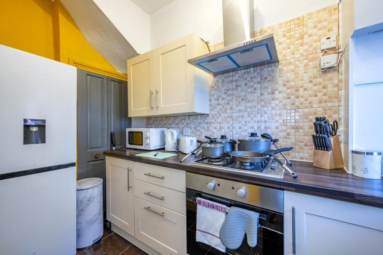 *1Es* For Your Most Relaxed & Cosy Stay + Free Parking + Free Fast Wifi * Leeds  Eksteriør billede